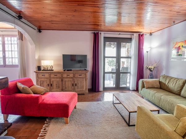 Villa photo 3
