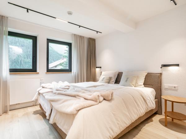 Villa photo 3