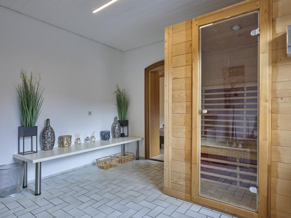 Villa photo 2
