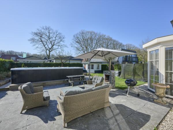 Villa photo 5