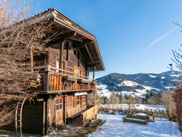 Villa photo 2