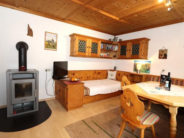 Villa photo 3