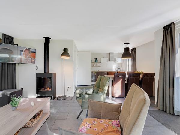 Villa photo 4