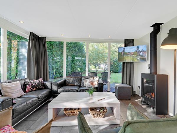 Villa photo 5