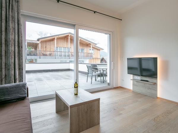Villa photo 2
