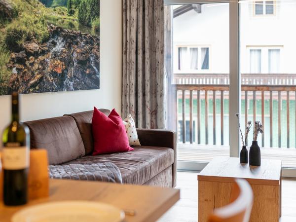 Villa photo 2