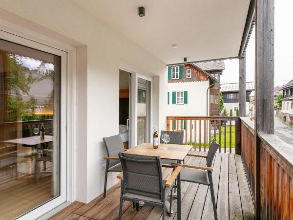 Villa photo 2