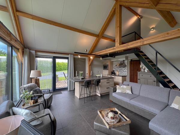 Villa photo 4