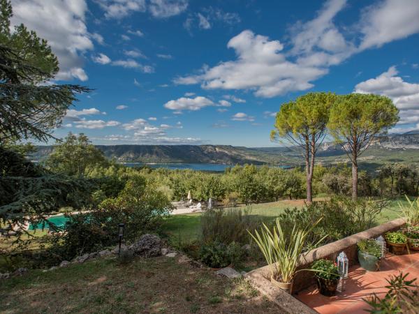 Villa photo 4