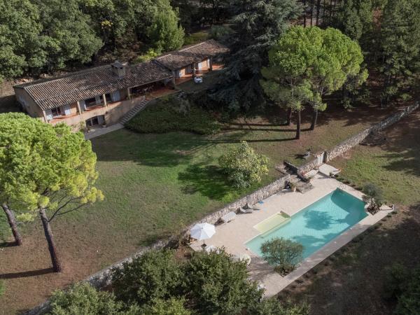 Villa photo 3