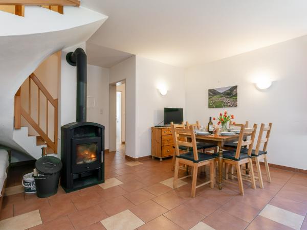 Villa photo 3