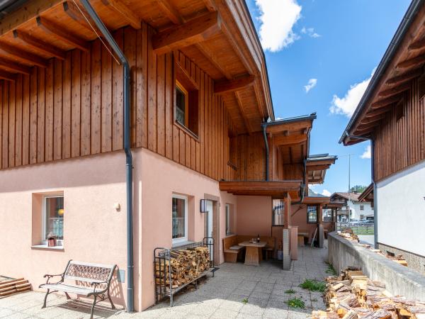 Villa photo 2