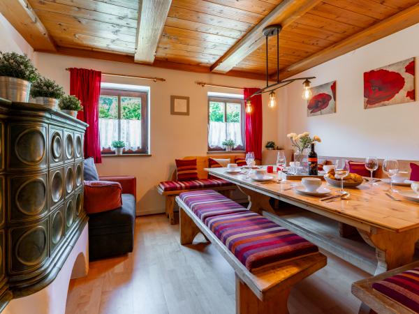 Villa photo 3