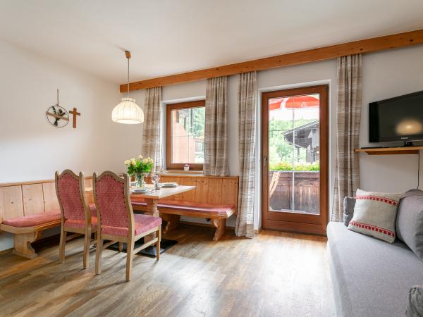 Villa photo 3