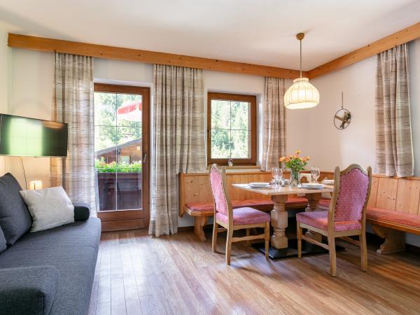 Villa photo 2