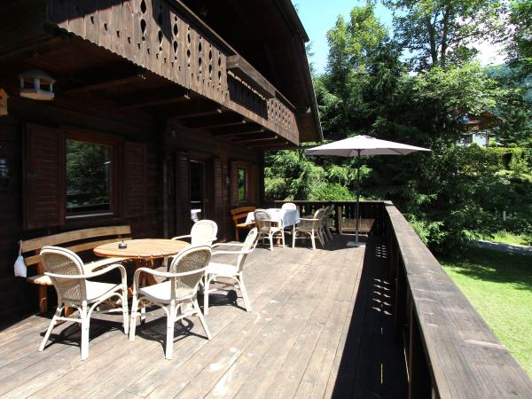 Villa photo 2