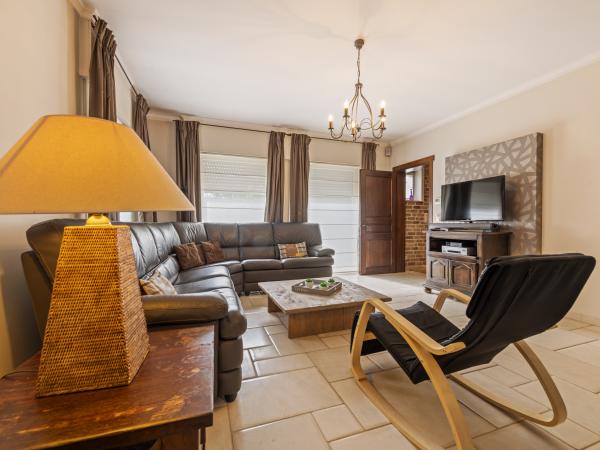 Villa photo 5