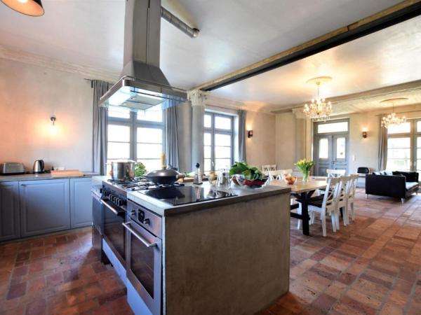 Villa photo 5