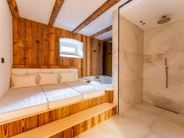 Villa photo 3