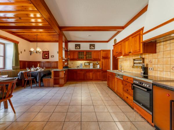 Villa photo 3