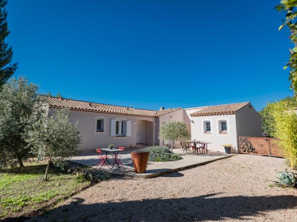 Villa photo 4