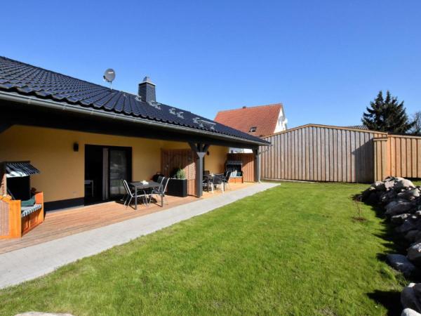 Villa photo 2