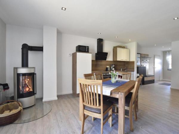 Villa photo 3