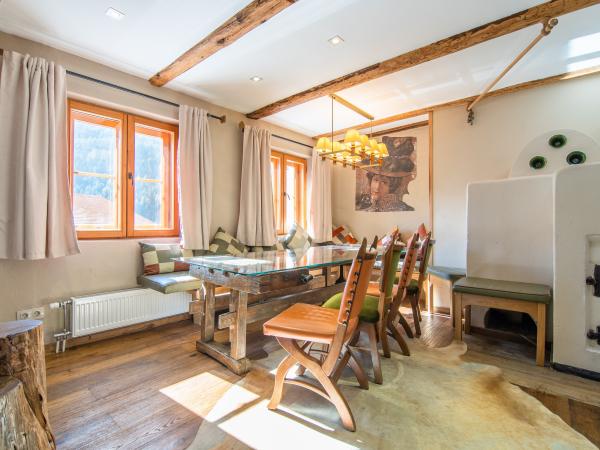 Villa photo 3