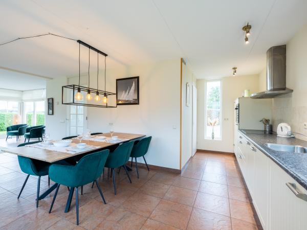 Villa photo 4
