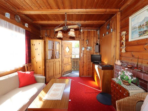 Villa photo 2