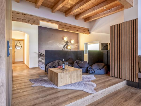 Villa photo 2
