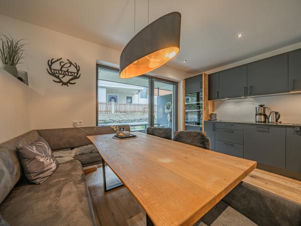 Villa photo 3