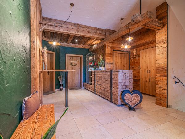 Villa photo 3