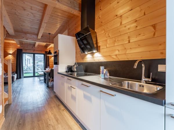 Villa photo 3