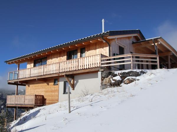 Villa photo 2