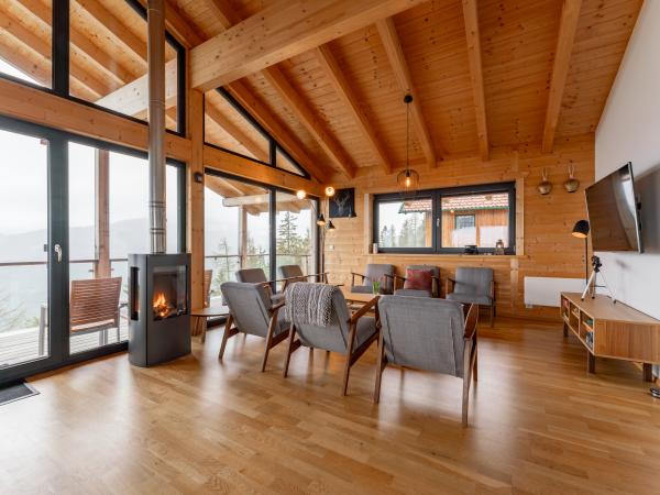 Villa photo 3