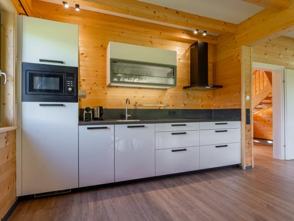 Villa photo 3
