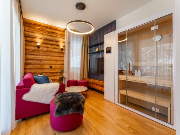 Villa photo 3