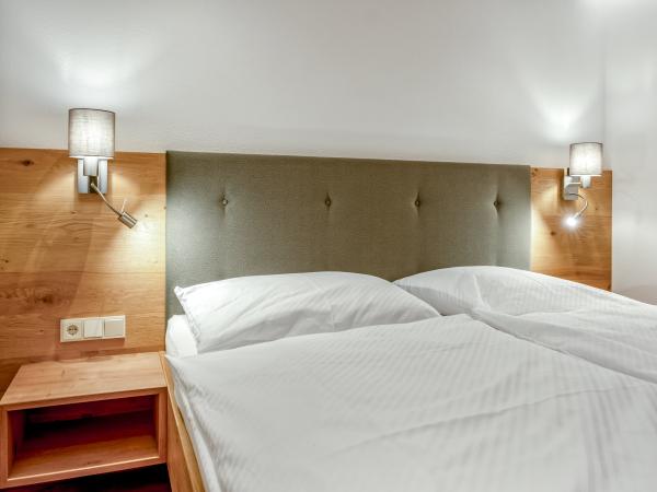 Villa photo 3