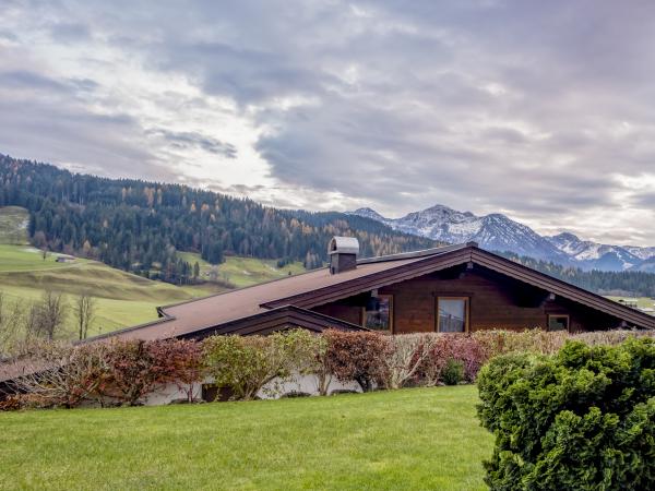 Villa photo 2