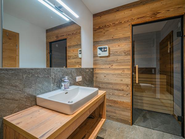 Villa photo 2