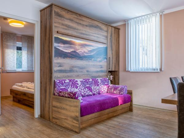 Villa photo 3