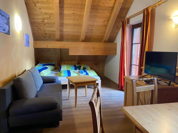 Villa photo 3