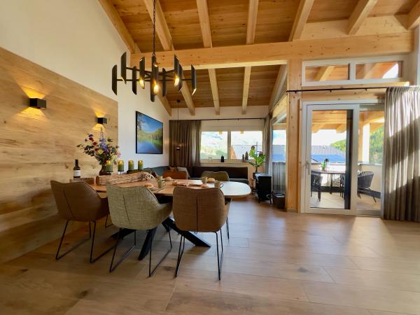 Villa photo 2
