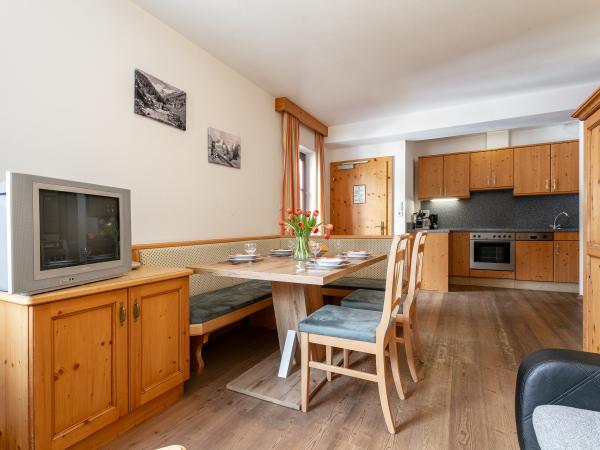 Villa photo 3