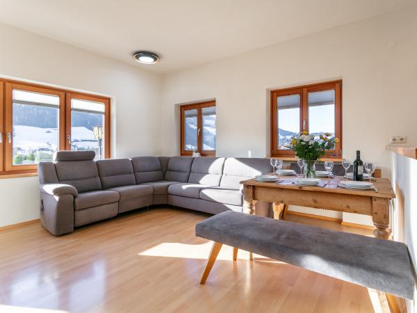 Villa photo 2
