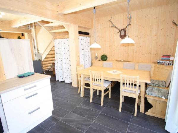 Villa photo 3