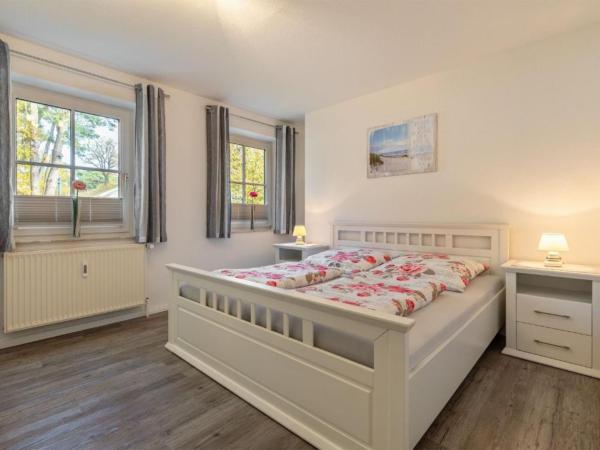 Villa photo 2