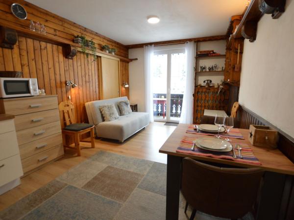 Villa photo 2