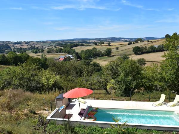 Villa photo 3